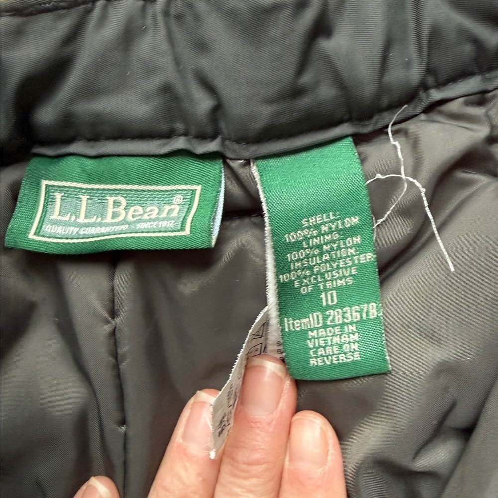 L.L. Bean gray Snow Pants size 10 (medium) bottom side zippers - Picture 3 of 4